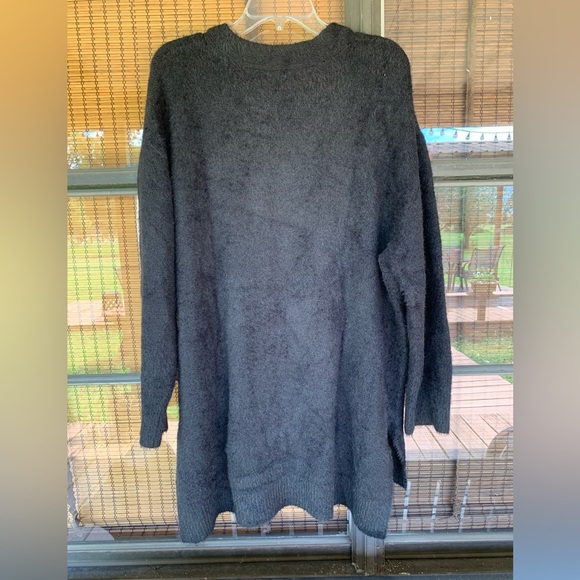 Ava & Viv Fuzzy Black V-Neck Tunic Pullover Sweater Size 1X NWT Enviro Friendly - Picture 7 of 10